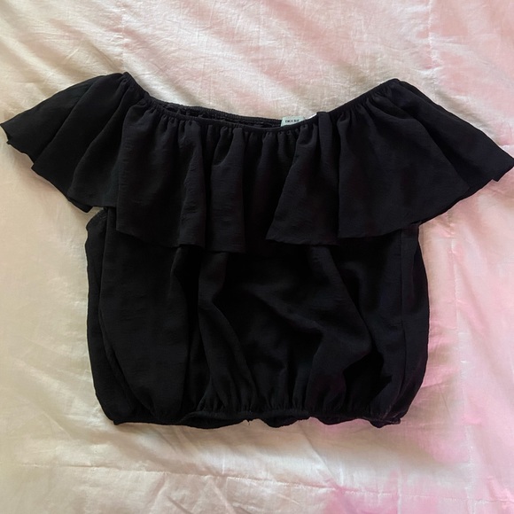 Urban Outfitters Off the Shoulder Top - Picture 2 of 4